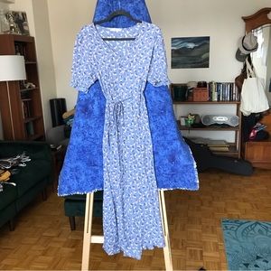Sweet Mango dress in purple print size 6